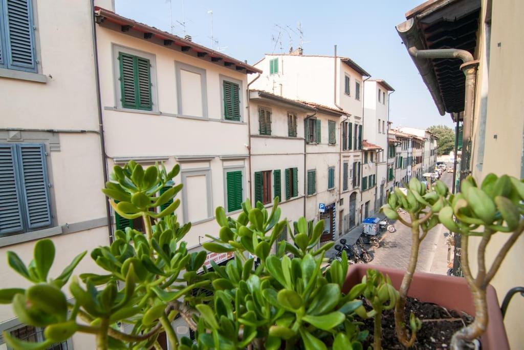 Romantic Apt In San Frediano Florence Buitenkant foto