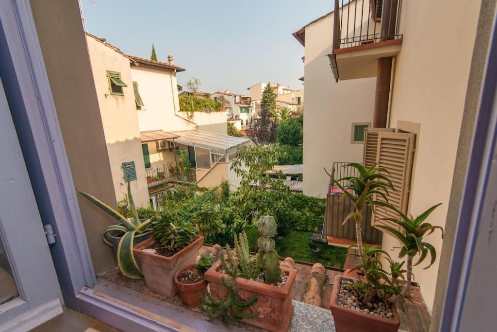 Romantic Apt In San Frediano Florence Buitenkant foto
